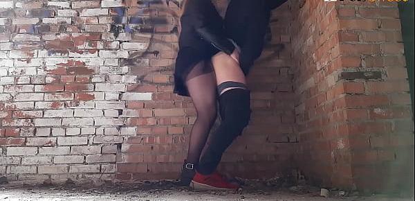  Fucked her BF in an abandoned building (Pegging)